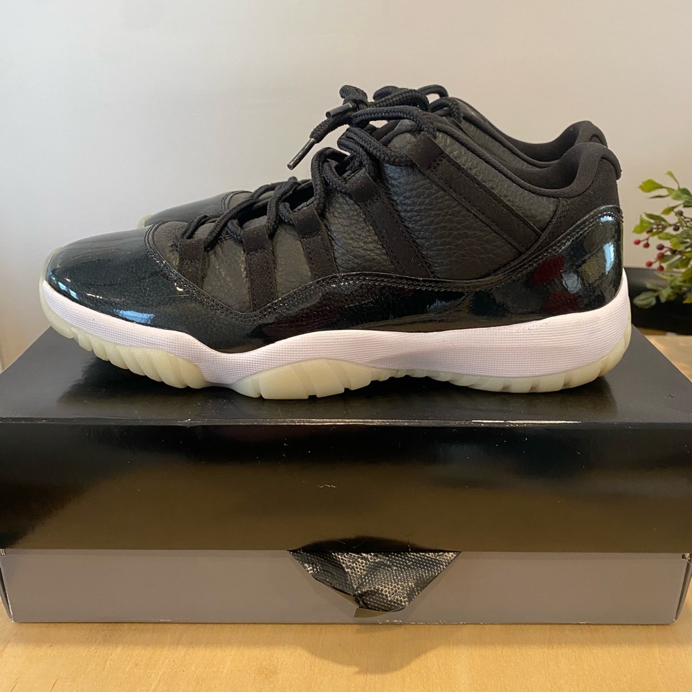 Air Jordan 11 low size 11